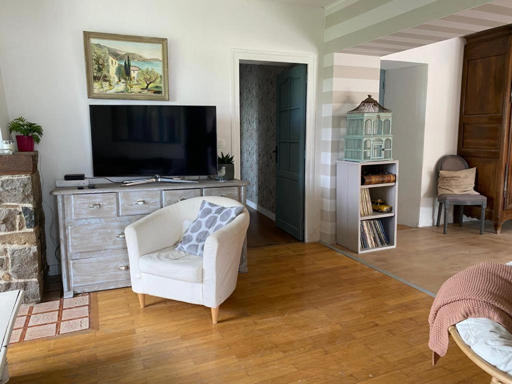 Maison Sur Cour Courzieu 외부 사진